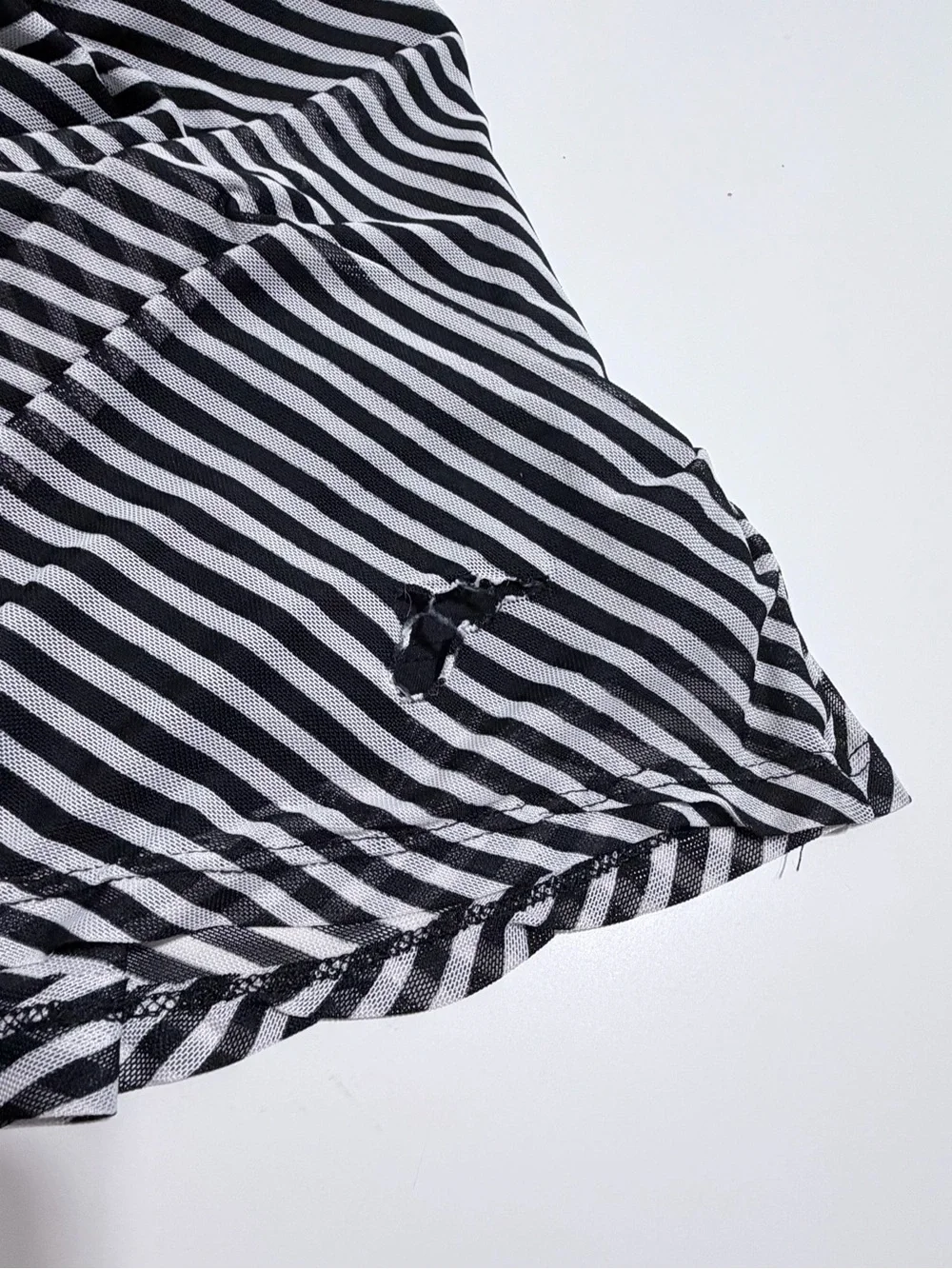 Hot Topic Tank Dress with Back Tie Detail in Black & White Juniors Large *Flawed